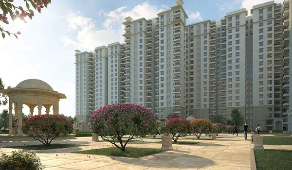 Sobha Scarlet is 3.2 km away from Sobha Royal Pavilion